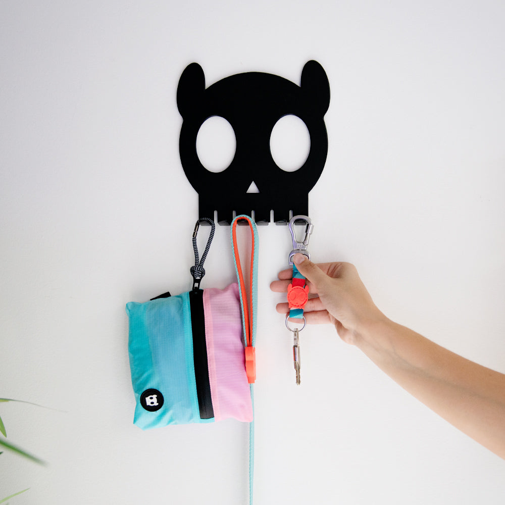 LEASH HANGER 2.0