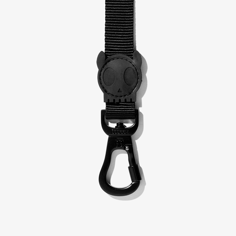 GOTHAM LEASH