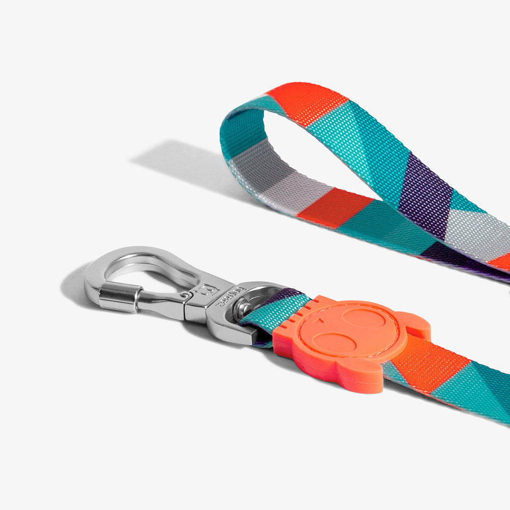 ELLA LEASH